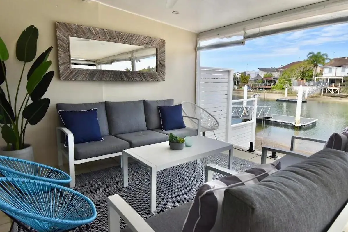 Luxury Mooloolaba Waterfront Retreat别墅 澳大利亚